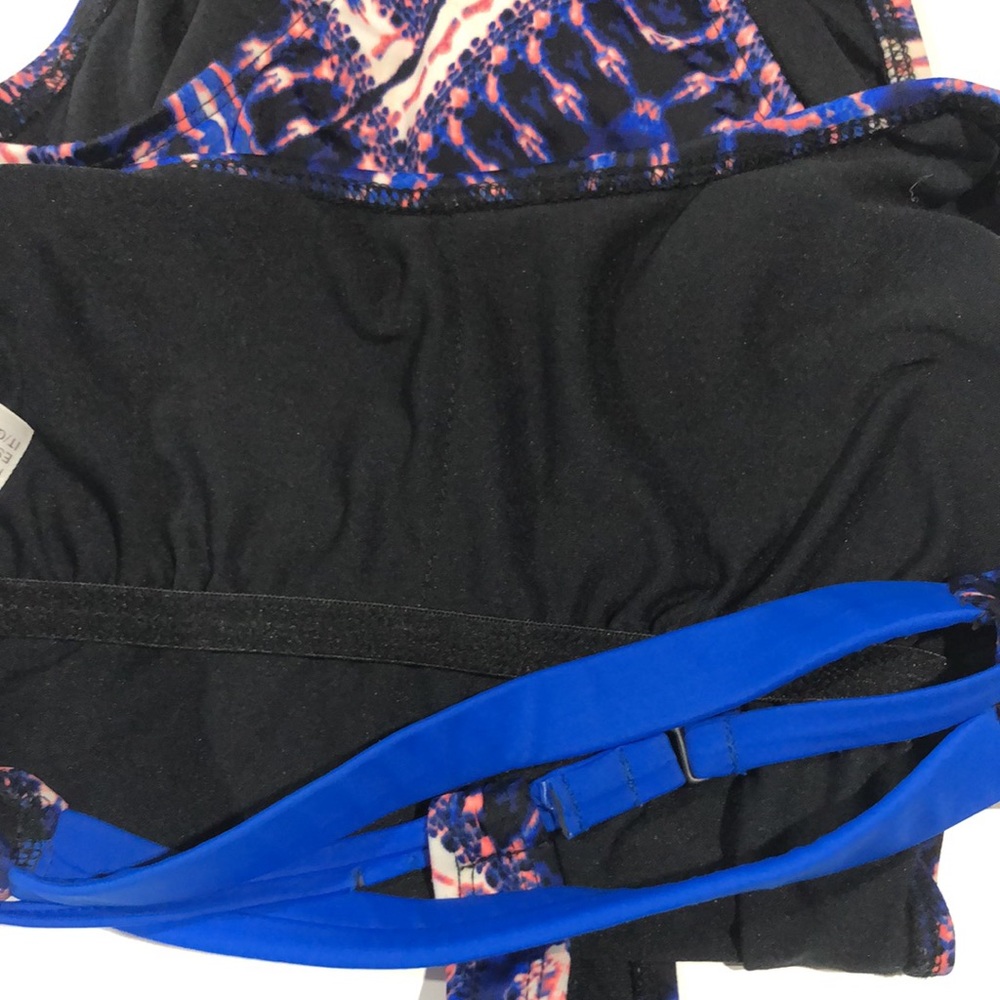Hurley blue and pink side cutout one piece swimsuit size xs - Picture 9 of 12